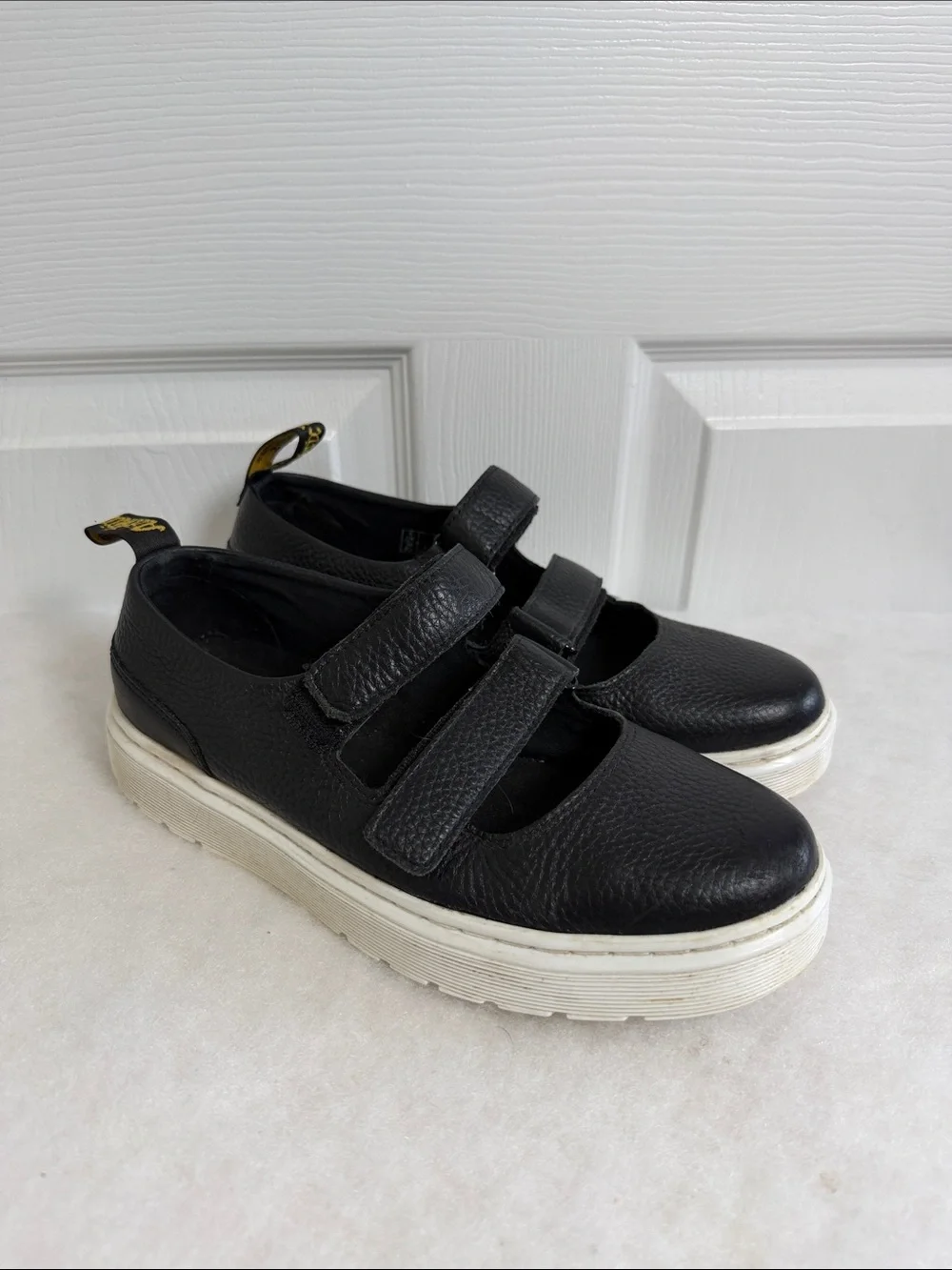 Dr. Doc Martens Mary Jane Leather Mae Platform Sneakers Women's Large 8